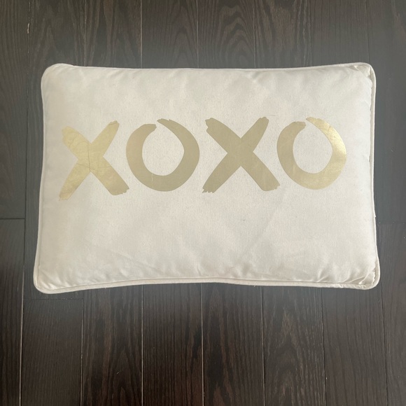 Safavieh XOXO Throw Pillow, Gold/Cream - Picture 3 of 6